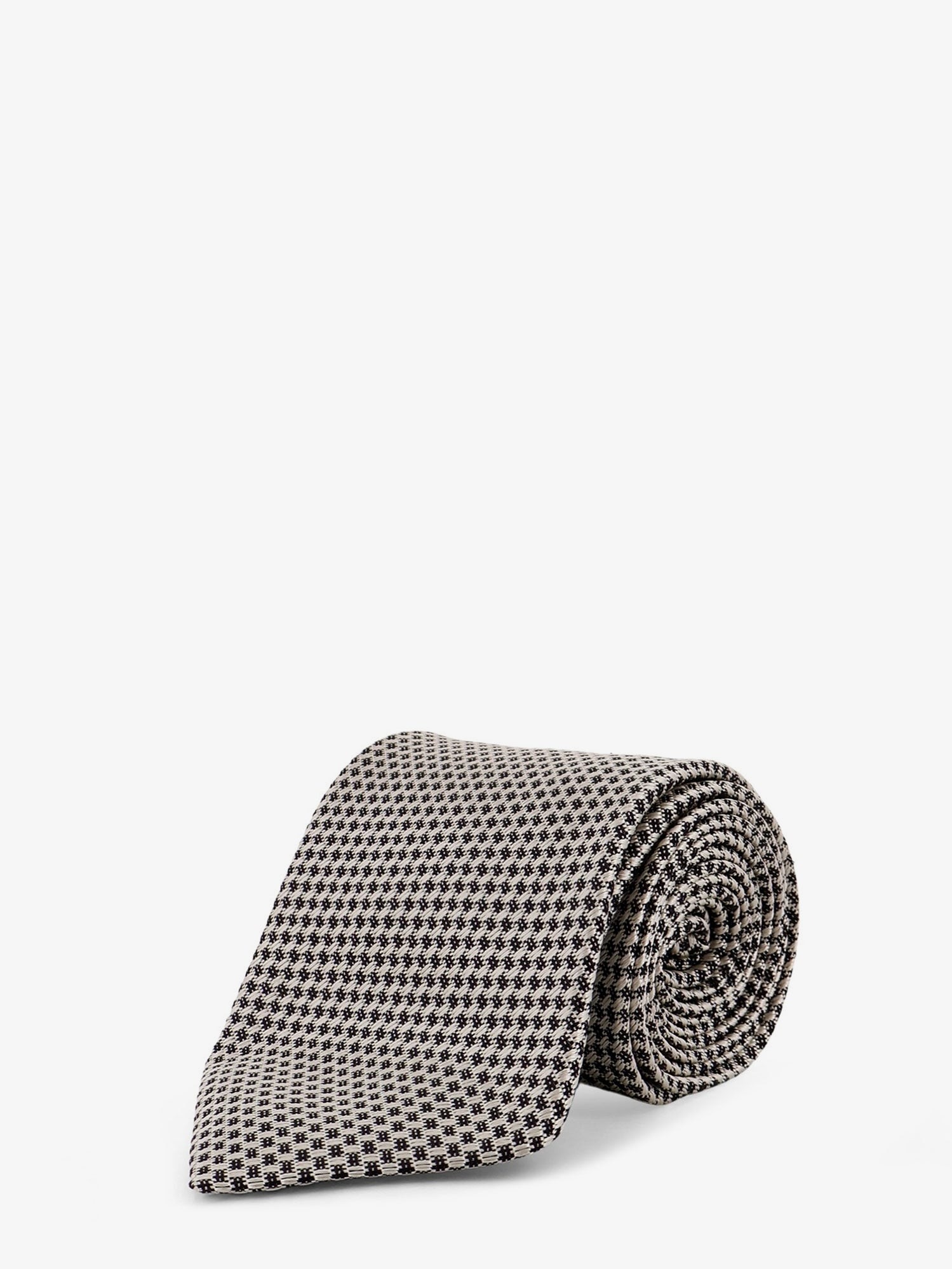 nanito_source_url:https://nokinstyle.com/2402260/silk-tie.jpg