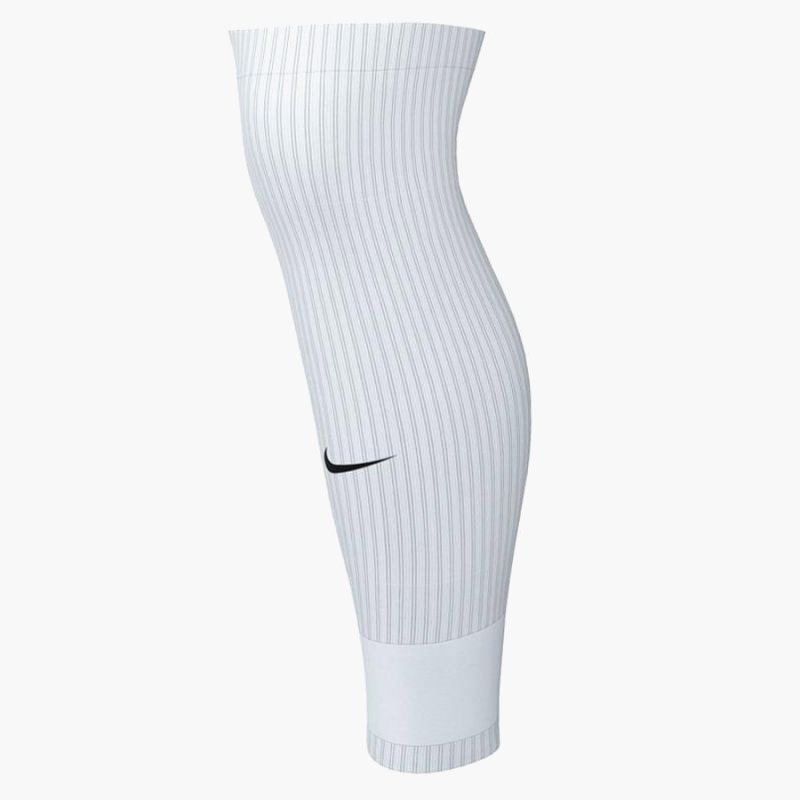 nanito_source_url:https://b2bsportswholesale.net/public/storage/productimages/29/21/4d/6e/1240732/image/xlarge_clean.jpg