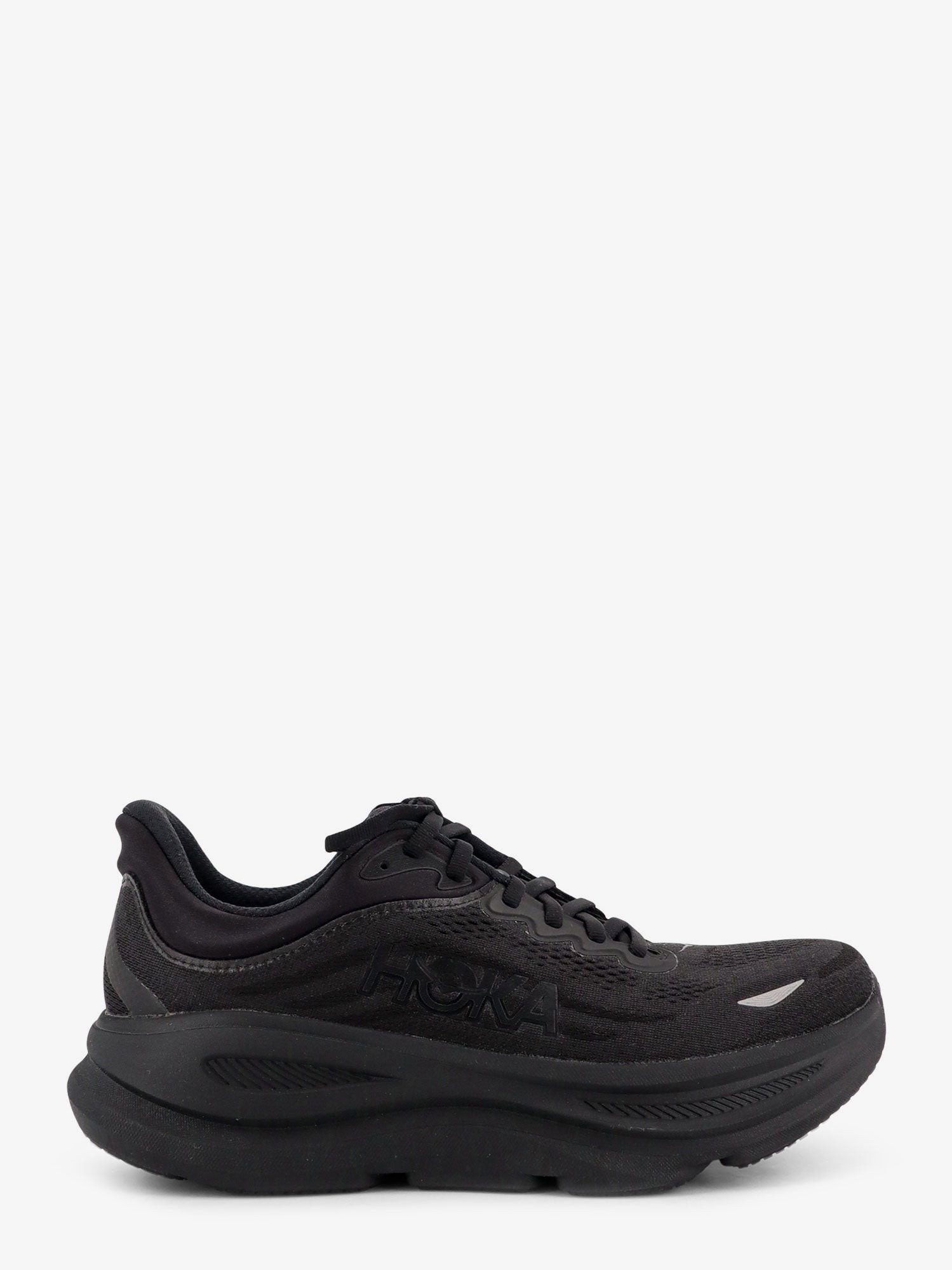 nanito_source_url:https://nokinstyle.com/2406254/nylon-m-bondi-sneakers-with-logo-on-the-side.jpg