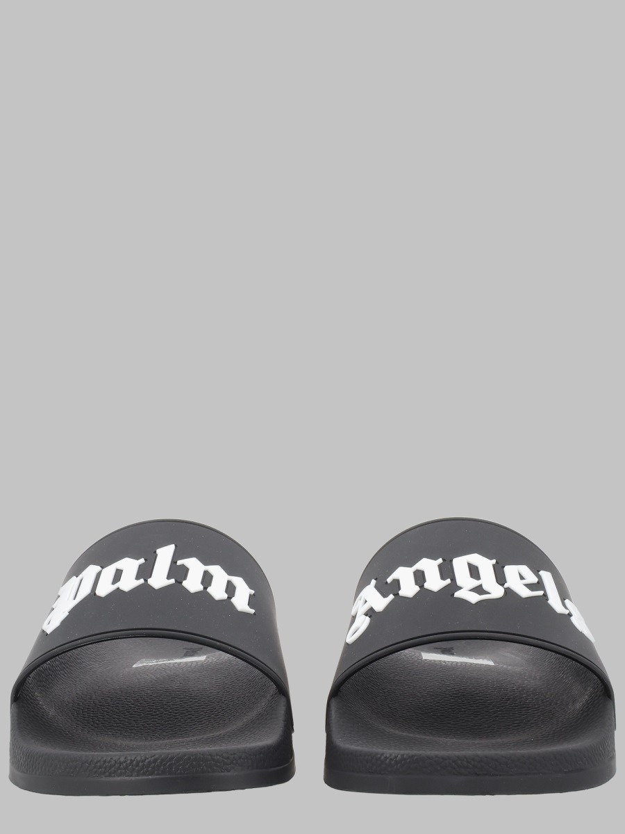 nanito_source_url:https://nokinstyle.com/2428622/sandalo-slide-con-logo.jpg