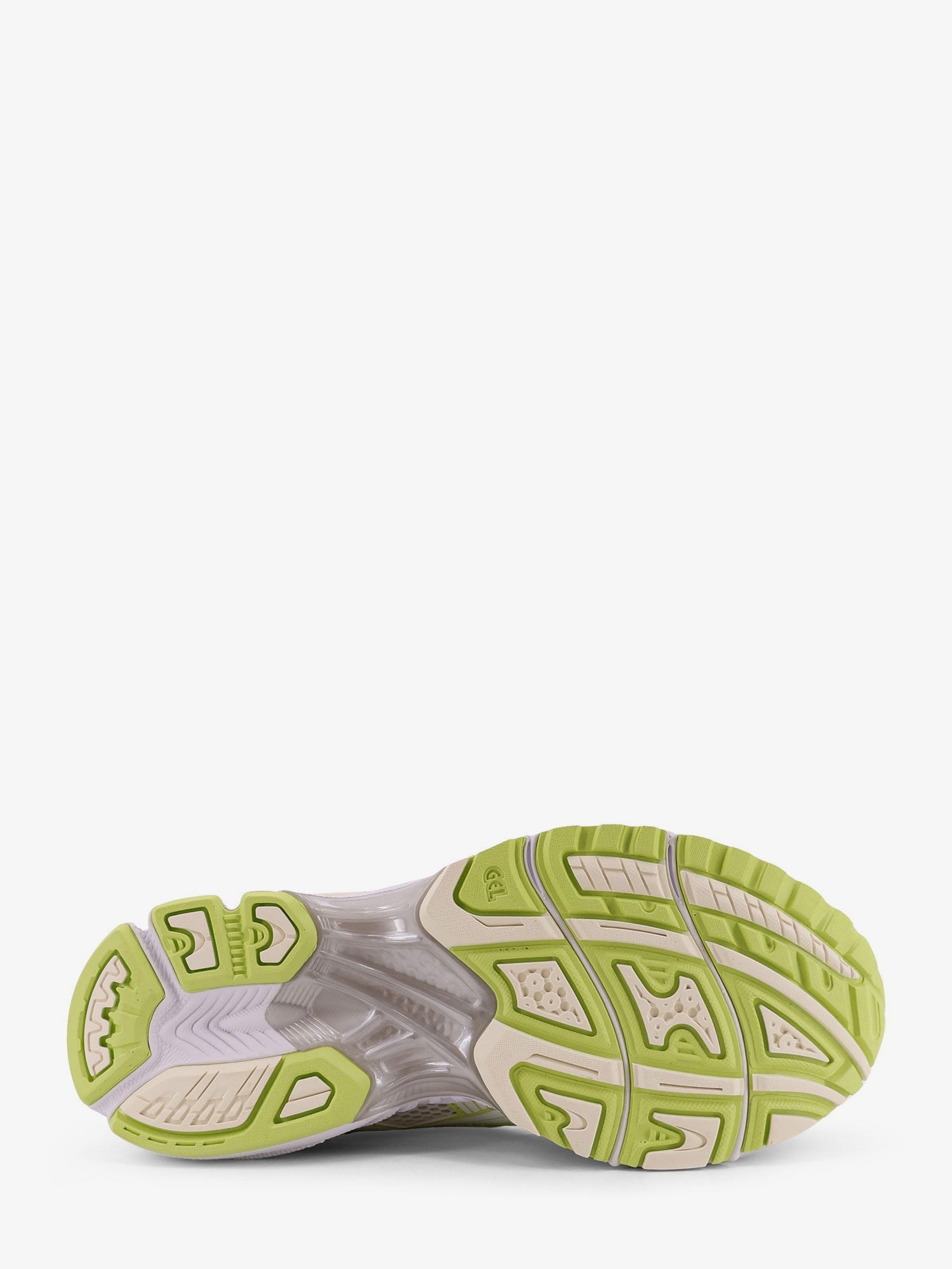 nanito_source_url:https://nokinstyle.com/2441754/gel-kayano-14-mesh-sneakers-with-contrasting-profiles.jpg