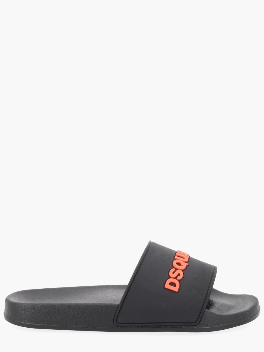nanito_source_url:https://nokinstyle.com/2341567/sandal-with-logo.jpg