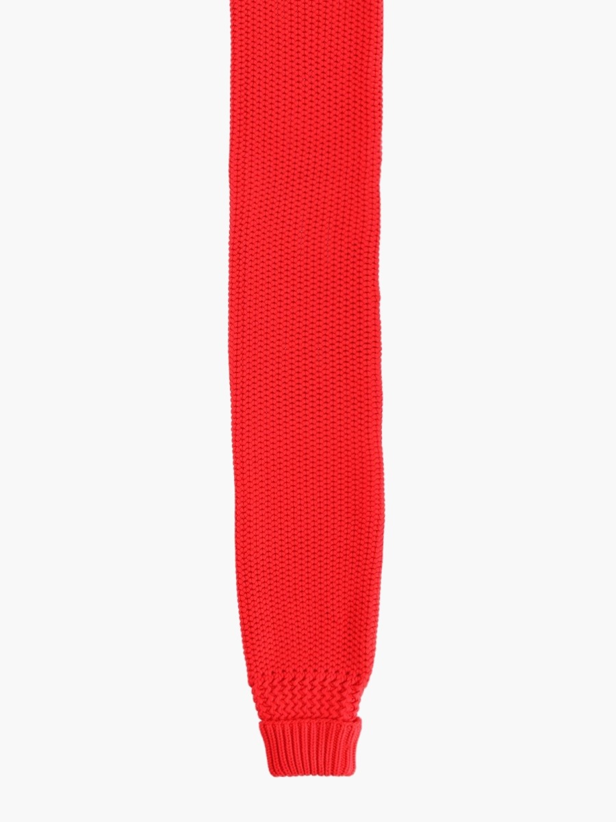 nanito_source_url:https://nokinstyle.com/2375997/sleeve-scarf.jpg