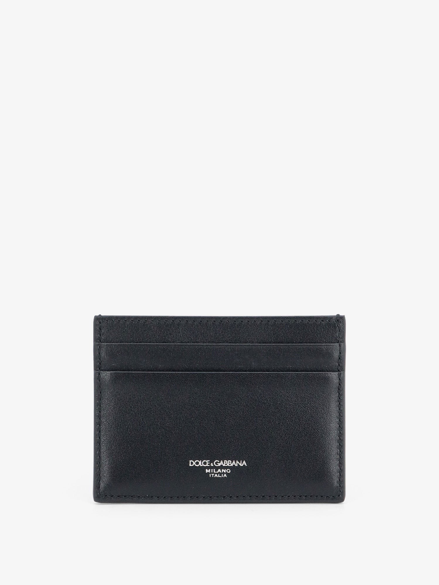 nanito_source_url:https://nokinstyle.com/2432767/leather-card-holder-with-woven-pattern.jpg