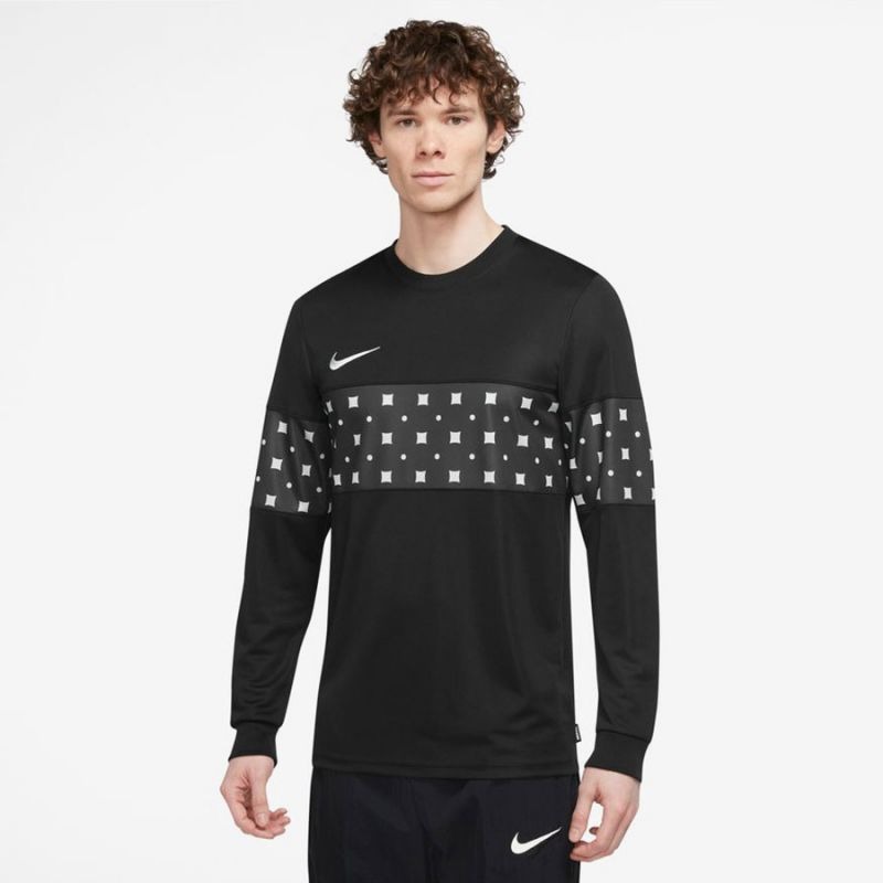 nanito_source_url:https://b2bsportswholesale.net/public/storage/productimages/79/0e/22/79/885795/image/xlarge_clean.jpg