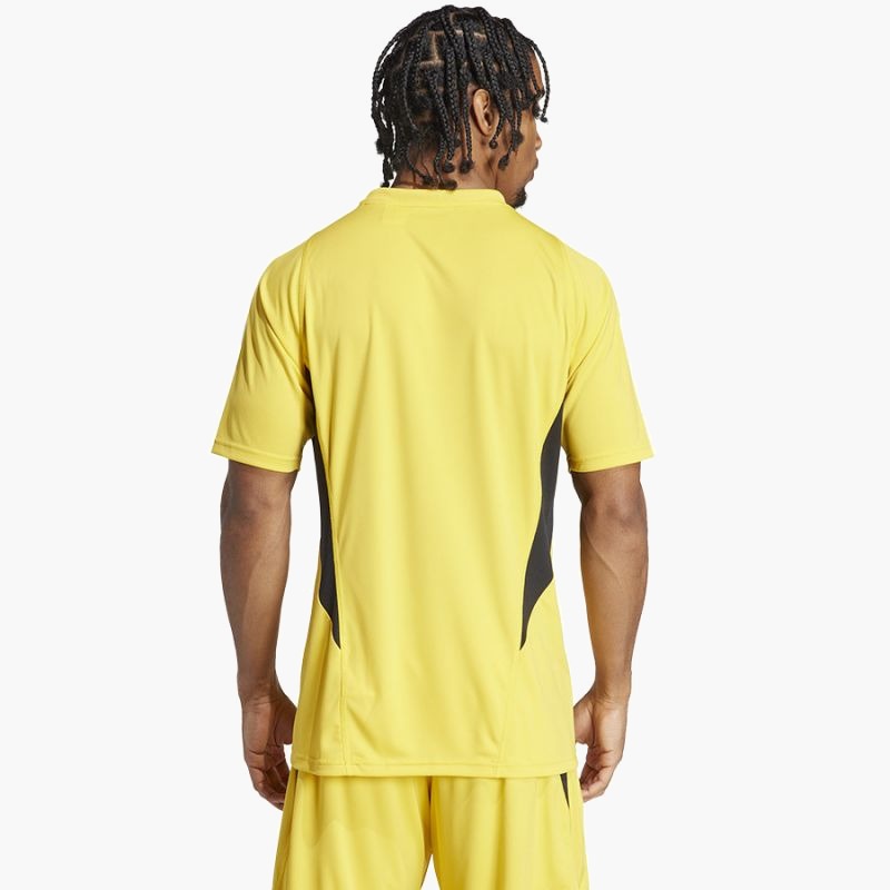 nanito_source_url:https://b2bsportswholesale.net/public/storage/productimages/58/db/e3/d2/1063001/image/xlarge_clean.jpg