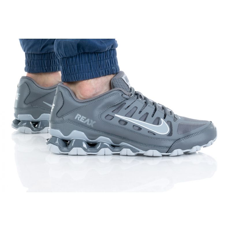 nanito_source_url:https://b2bsportswholesale.net/public/storage/productimages/61/dc/81/26/717819/image/xlarge_clean.jpg