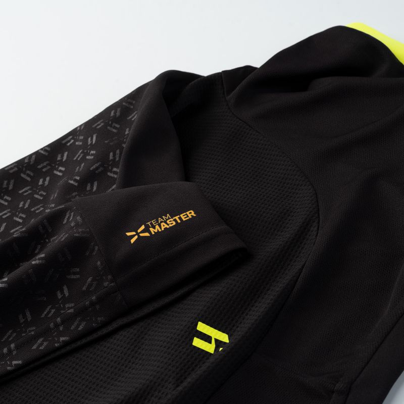 nanito_source_url:https://b2bsportswholesale.net/public/storage/productimages/61/12/1b/3f/1497867/image/xlarge_clean.jpg