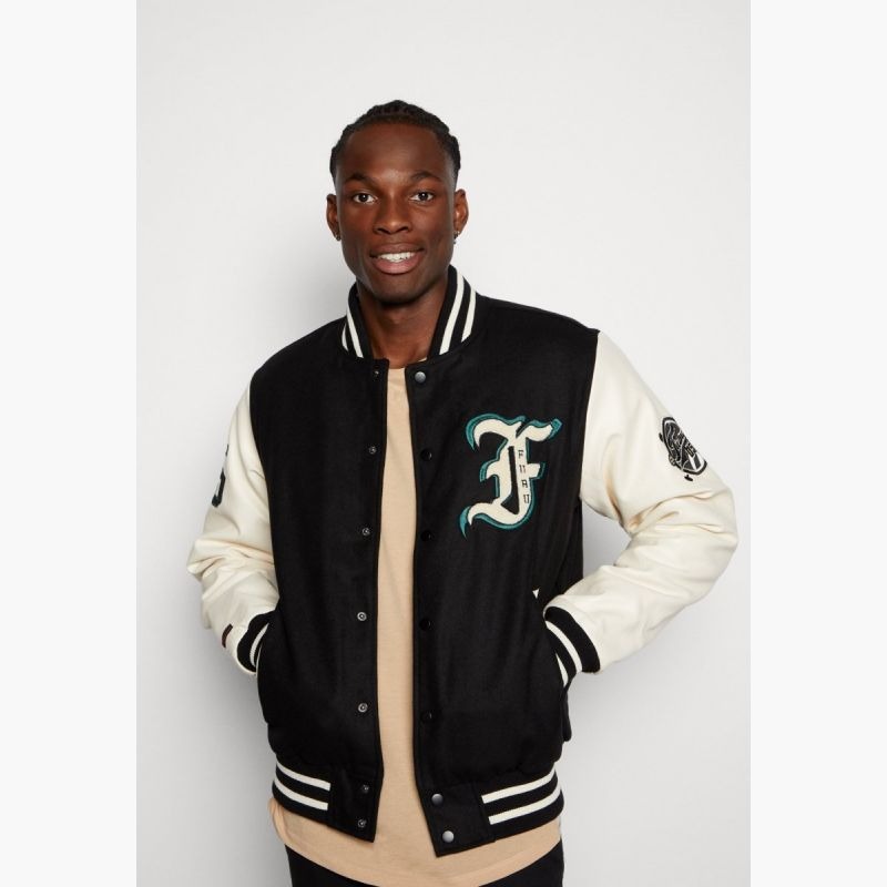 nanito_source_url:https://b2bsportswholesale.net/public/storage/productimages/98/13/82/c1/1027698/image/xlarge_clean.jpg