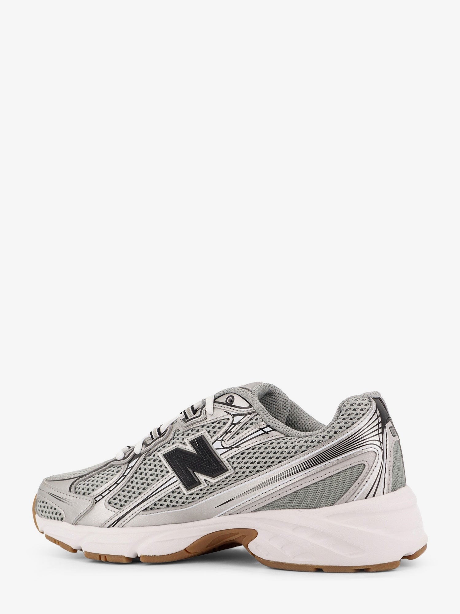 nanito_source_url:https://nokinstyle.com/2406398/740-mesh-sneakers-with-leather-inserts.jpg
