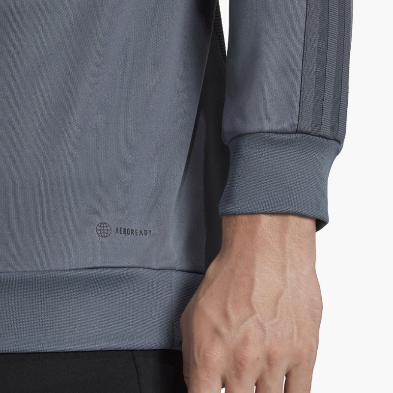 nanito_source_url:https://b2bsportswholesale.net/public/storage/productimages/ad/58/8f/44/926047/image/xlarge_clean.jpg