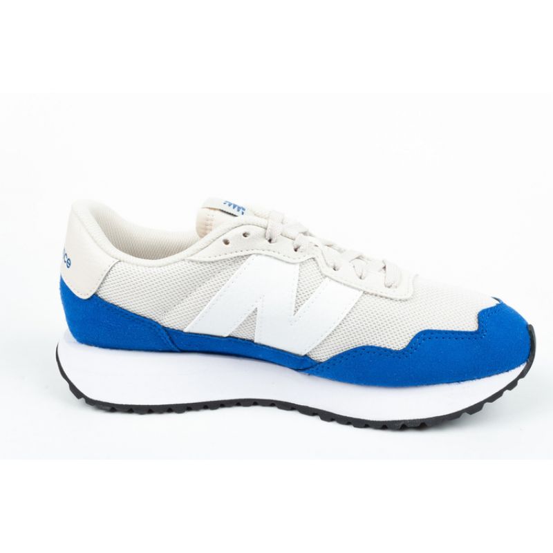 nanito_source_url:https://b2bsportswholesale.net/public/storage/productimages/9f/5b/a6/bc/795129/image/xlarge_clean.jpg