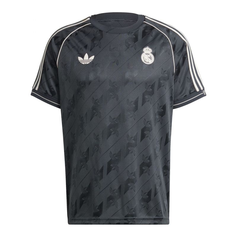 nanito_source_url:https://b2bsportswholesale.net/public/storage/productimages/37/3f/fa/bd/1141218/image/xlarge_clean.jpg