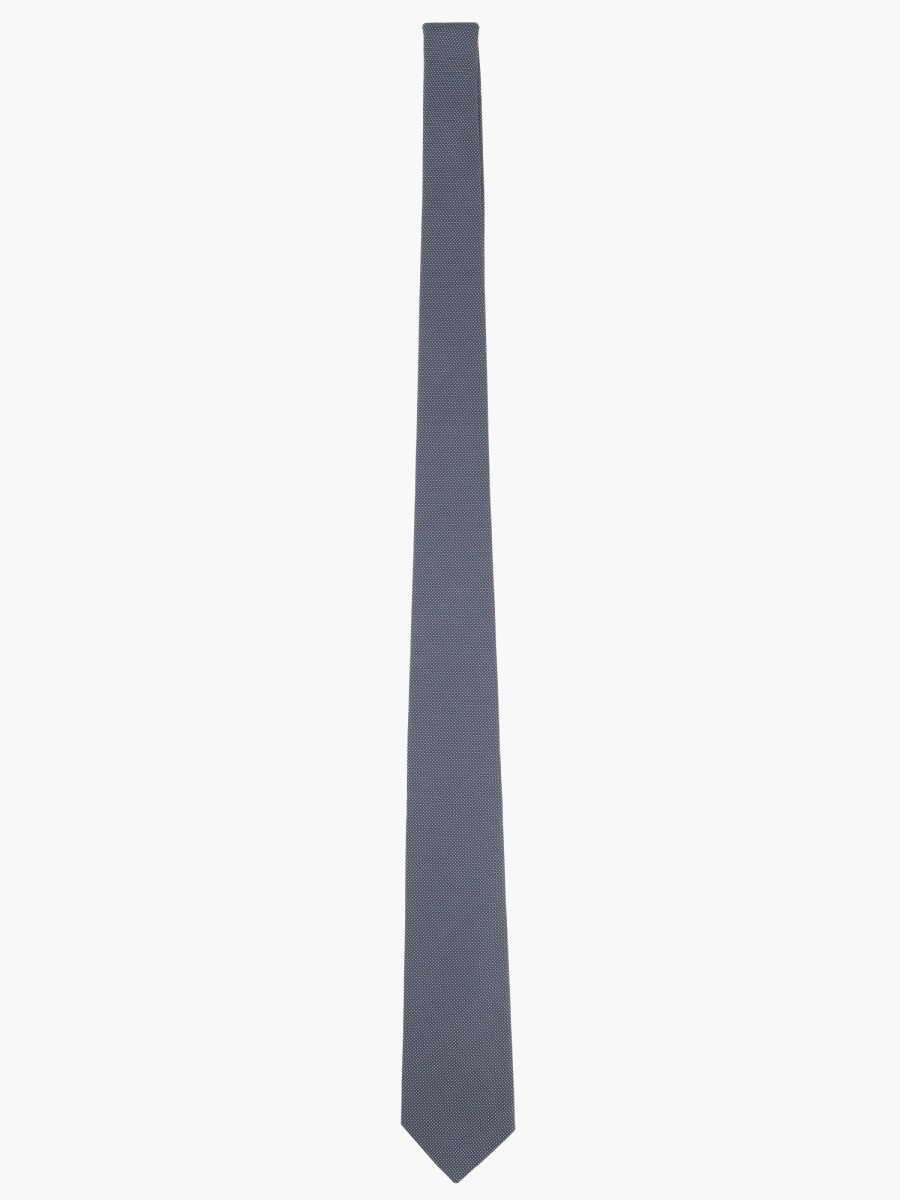 nanito_source_url:https://nokinstyle.com/2341093/silk-tie.jpg