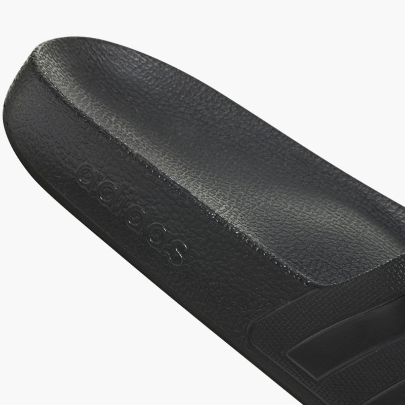 nanito_source_url:https://b2bsportswholesale.net/public/storage/productimages/ab/de/2d/8b/460629/image/xlarge_clean.jpg