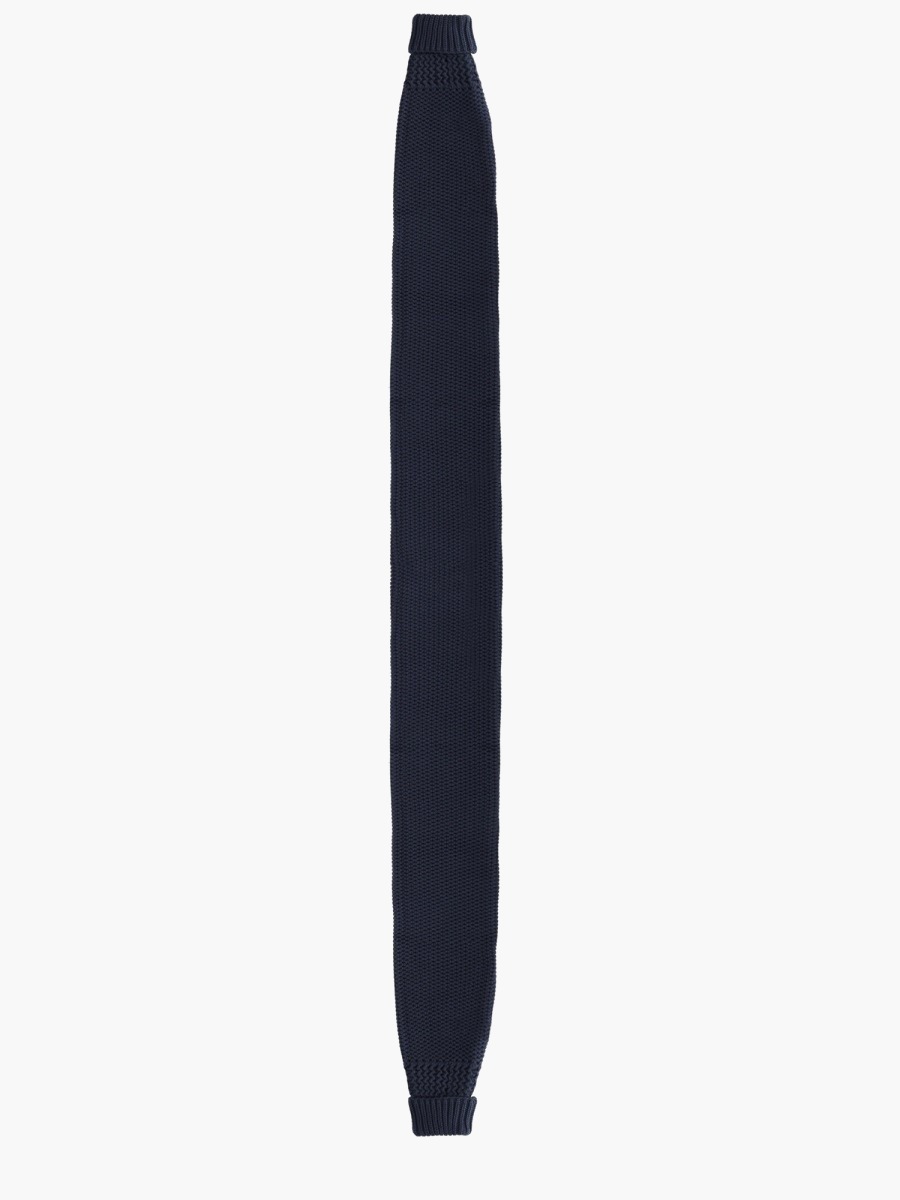 nanito_source_url:https://nokinstyle.com/2375994/sleeve-scarf.jpg