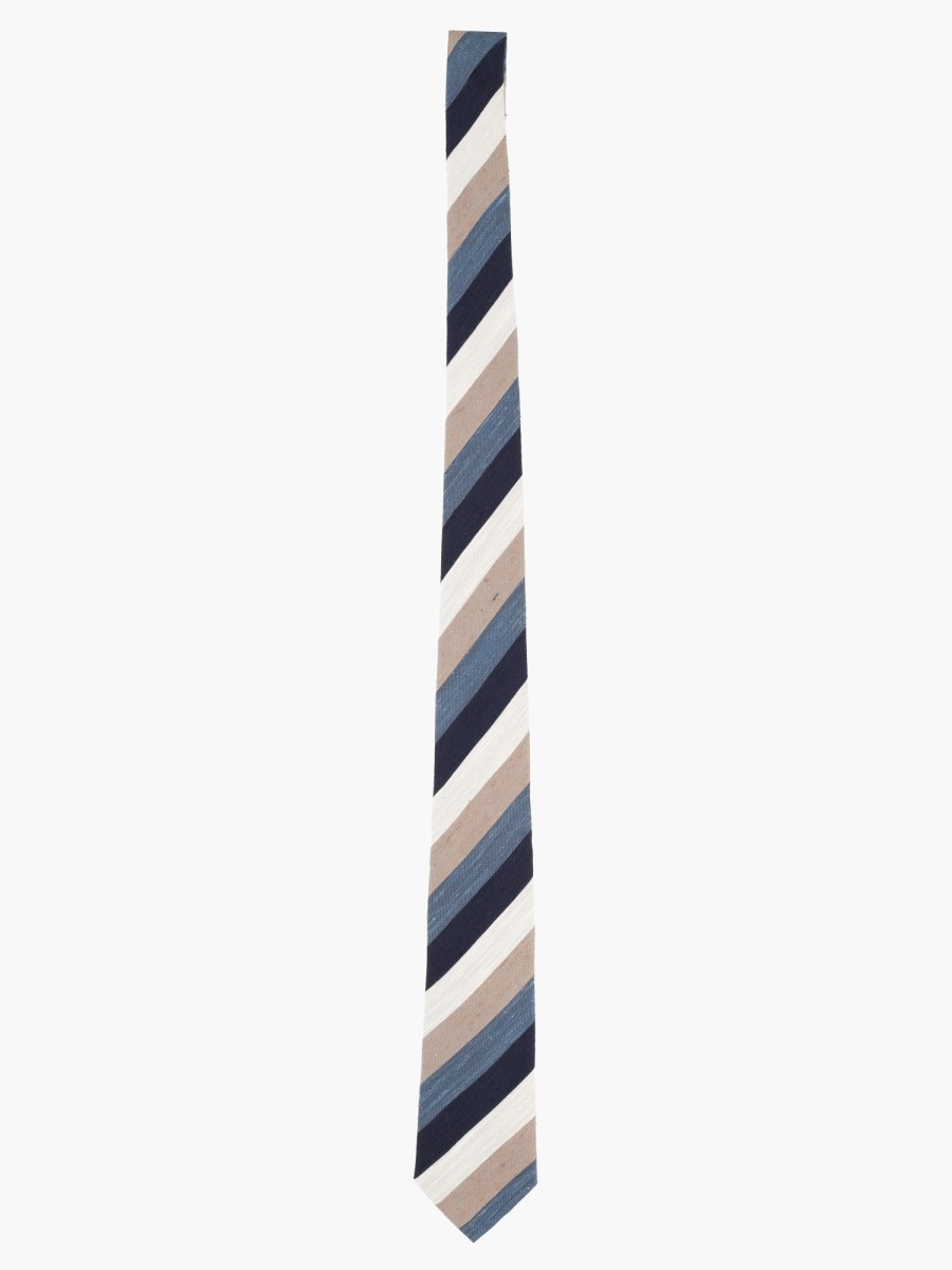 nanito_source_url:https://nokinstyle.com/2341397/silk-tie.jpg