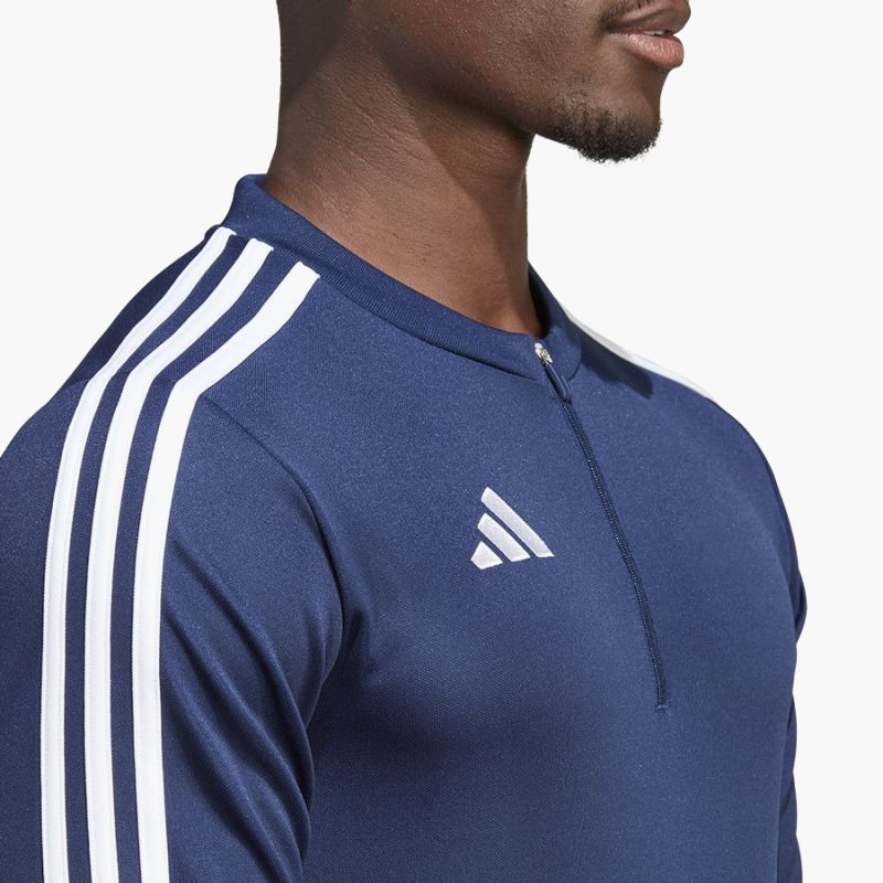 nanito_source_url:https://b2bsportswholesale.net/public/storage/productimages/0c/71/60/7f/1230981/image/xlarge_clean.jpg