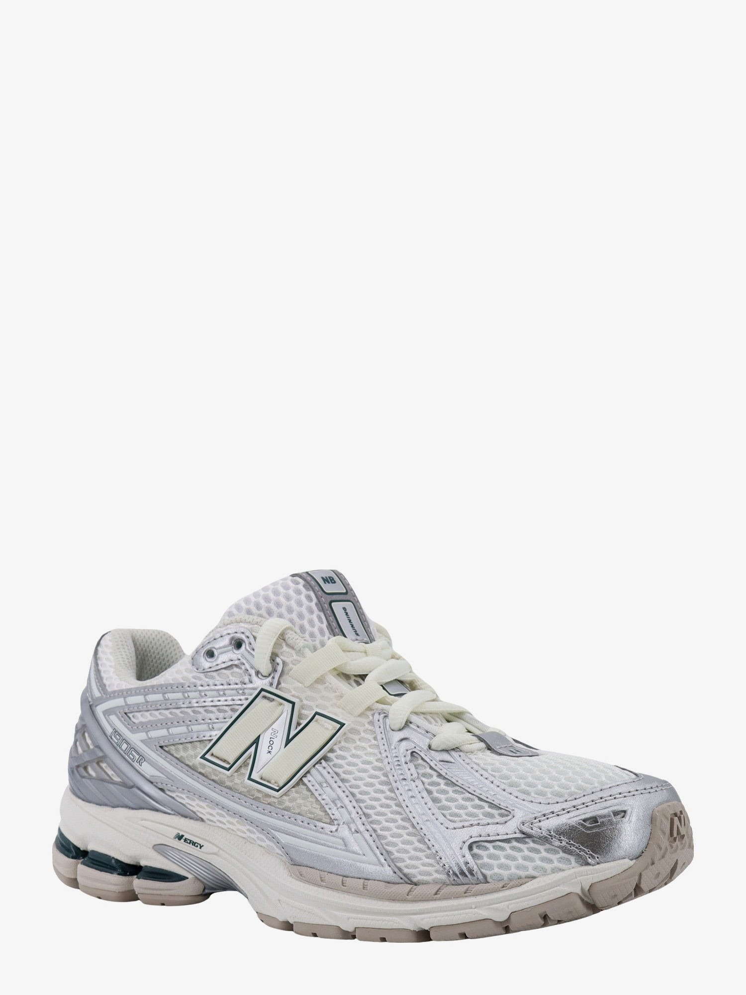 nanito_source_url:https://nokinstyle.com/2409573/1906r-mesh-sneakers.jpg