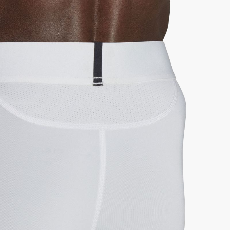 nanito_source_url:https://b2bsportswholesale.net/public/storage/productimages/b9/04/fb/84/980204/image/xlarge_clean.jpg
