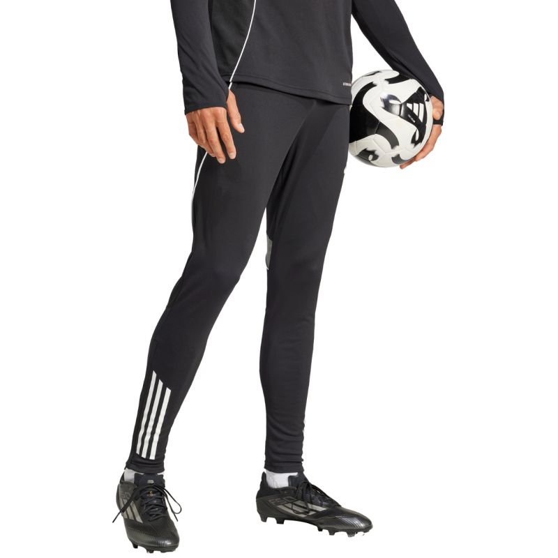 nanito_source_url:https://b2bsportswholesale.net/public/storage/productimages/ac/e7/91/50/1466599/image/xlarge_clean.jpg