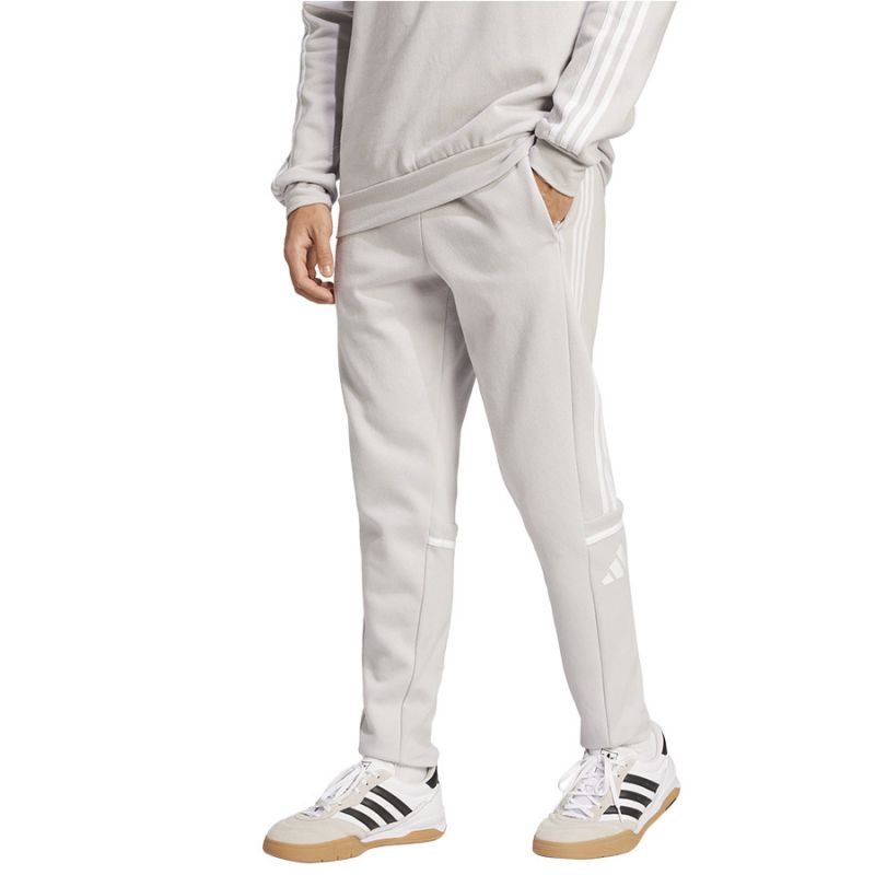 nanito_source_url:https://b2bsportswholesale.net/public/storage/productimages/c5/6c/7f/e5/1439465/image/xlarge_clean.jpg