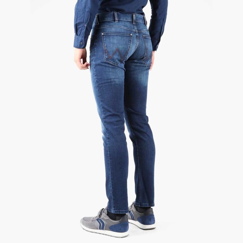 nanito_source_url:https://b2bsportswholesale.net/public/storage/productimages/0b/2c/d2/86/1210464/image/xlarge_clean.jpg