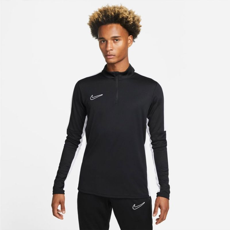 nanito_source_url:https://b2bsportswholesale.net/public/storage/productimages/fd/65/2c/77/1231014/image/xlarge_clean.jpg