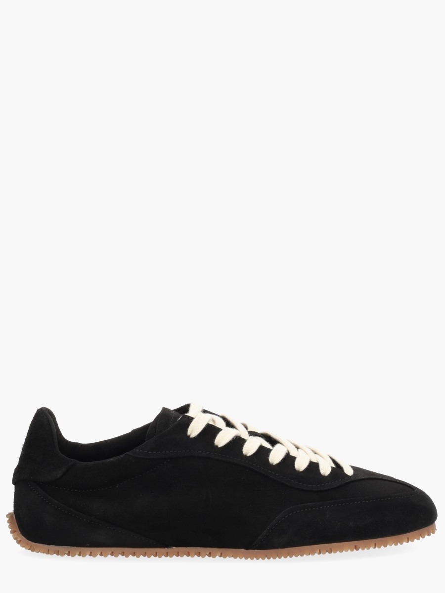 nanito_source_url:https://nokinstyle.com/2340193/daze-runner-sneaker.jpg