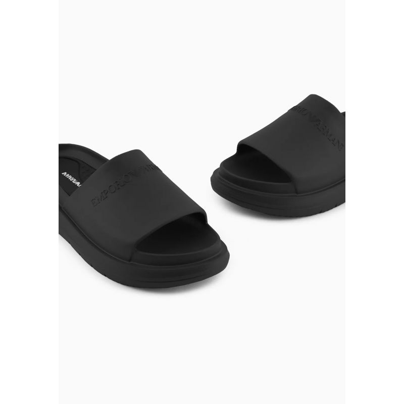 nanito_source_url:https://b2bsportswholesale.net/public/storage/productimages/bd/63/41/29/1172326/image/xlarge_clean.jpg