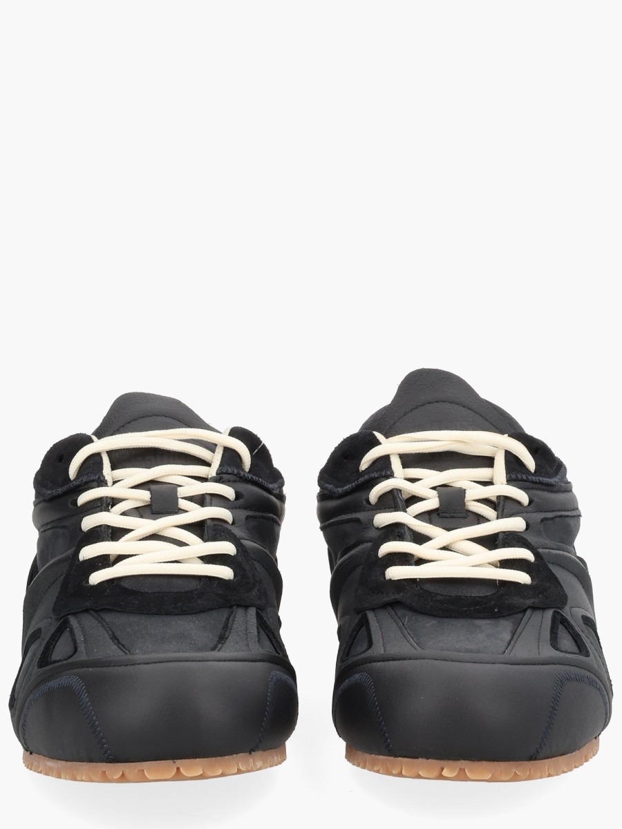 nanito_source_url:https://nokinstyle.com/2326670/slow-runner-sneaker.jpg