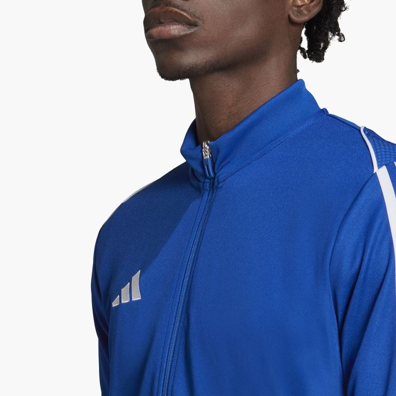 nanito_source_url:https://b2bsportswholesale.net/public/storage/productimages/aa/f4/8e/bc/2257463/image/xlarge_clean.jpg