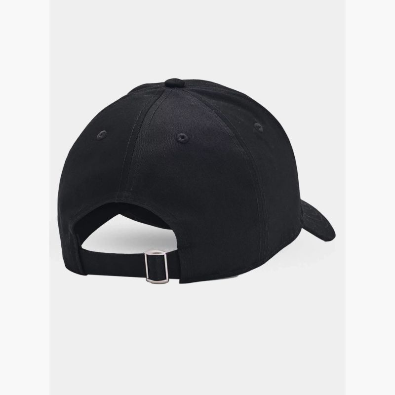 nanito_source_url:https://b2bsportswholesale.net/public/storage/productimages/b6/2a/8a/b2/1469424/image/xlarge_clean.jpg