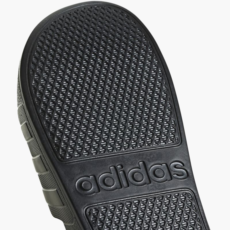 nanito_source_url:https://b2bsportswholesale.net/public/storage/productimages/42/71/7a/95/460630/image/xlarge_clean.jpg