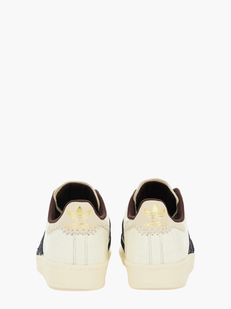 nanito_source_url:https://nokinstyle.com/2363516/sneaker-superstar-adidas-x-wales-bonner.jpg