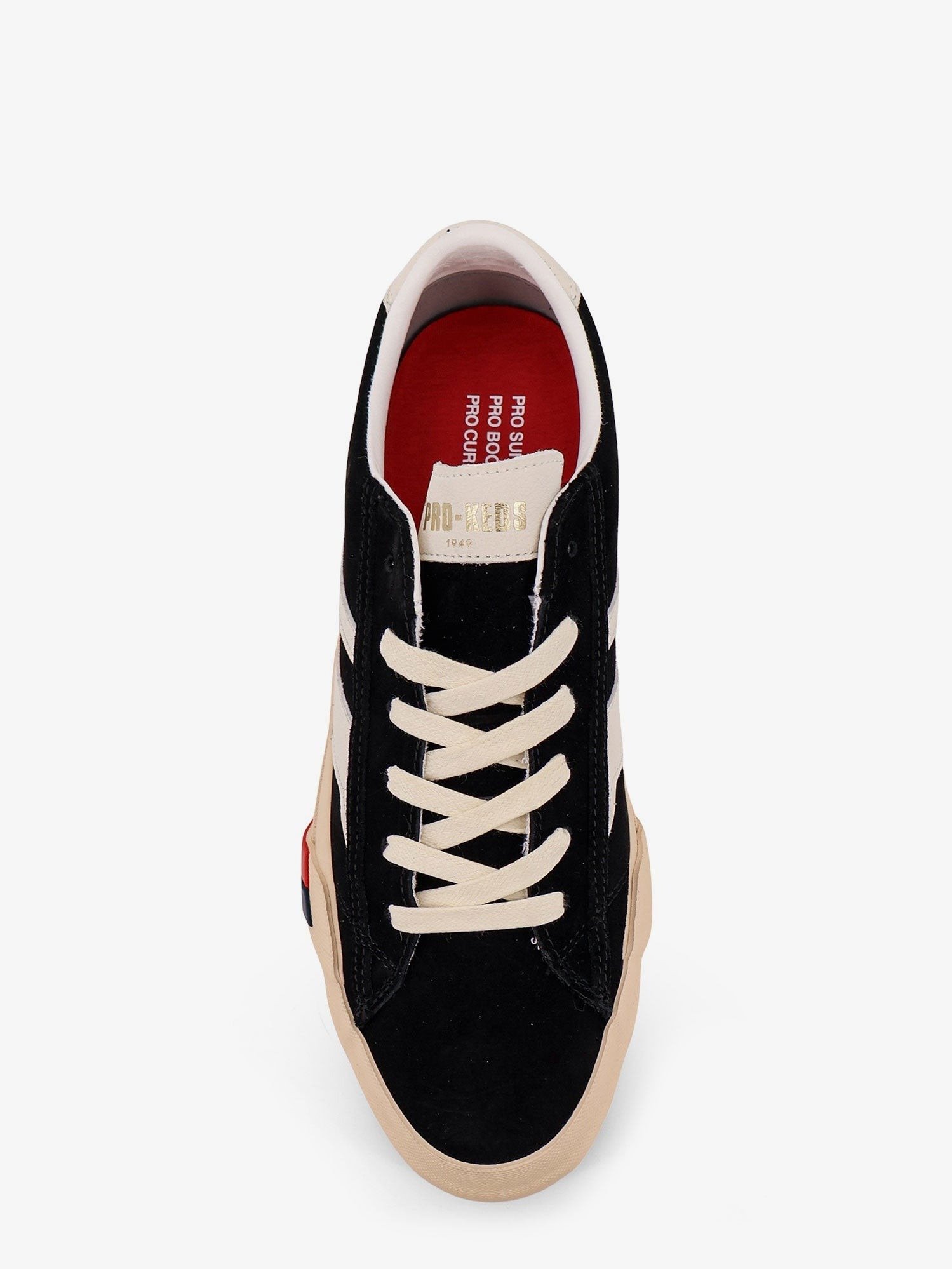 nanito_source_url:https://nokinstyle.com/2402687/royal-classic-suede-sneakers.jpg