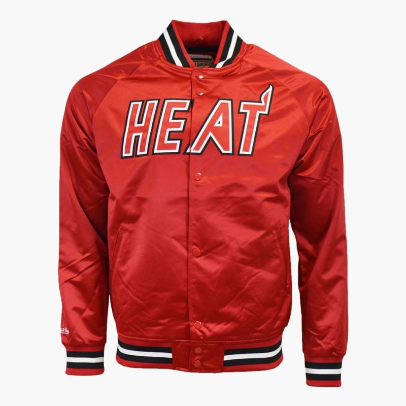 nanito_source_url:https://b2bsportswholesale.net/public/storage/productimages/3e/c5/14/d3/1978508/image/xlarge_clean.jpg