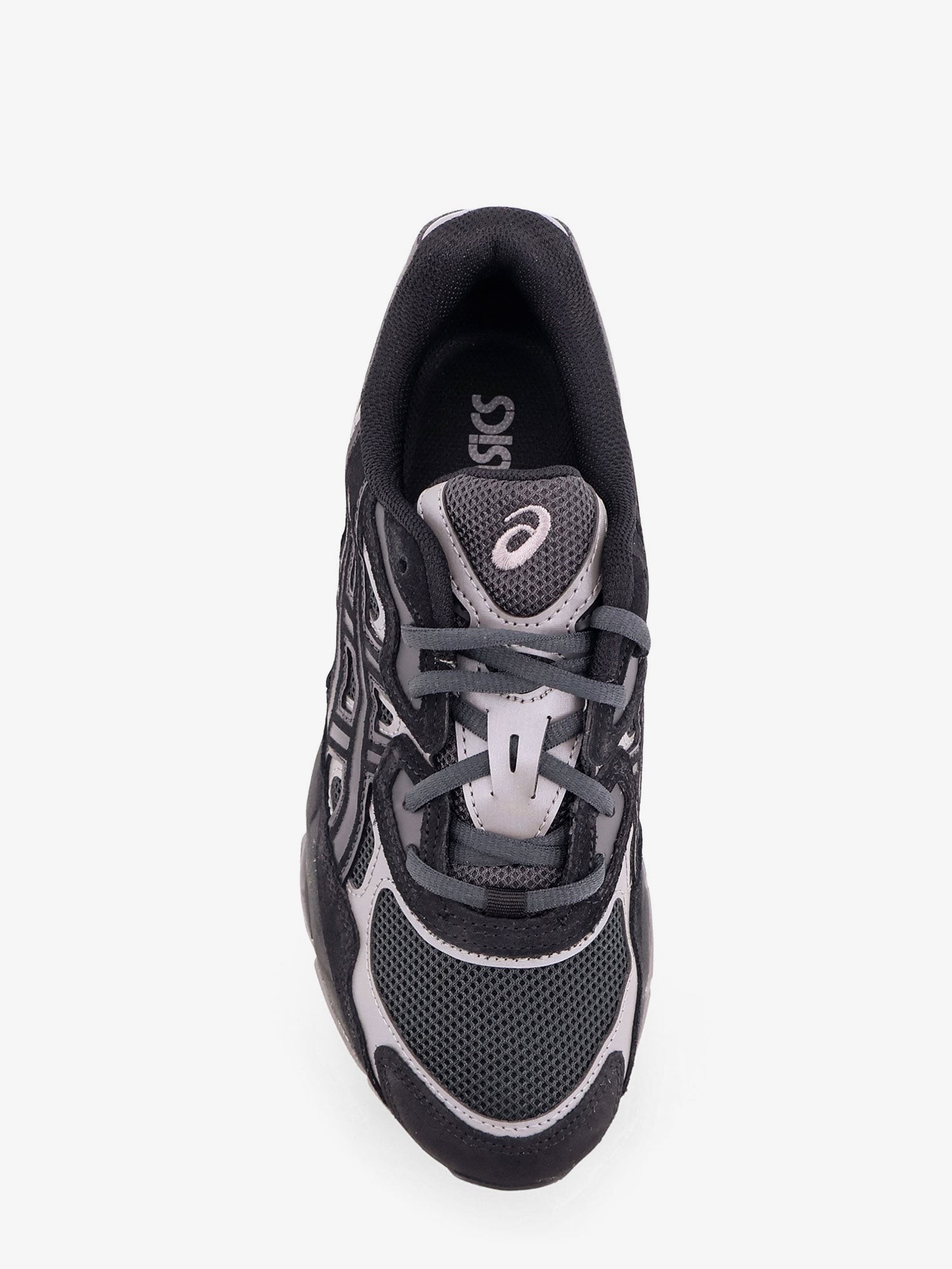 nanito_source_url:https://nokinstyle.com/2417341/gel-nyc-mesh-sneakers-with-suede-inserts.jpg