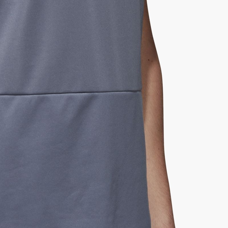 nanito_source_url:https://b2bsportswholesale.net/public/storage/productimages/9d/72/b9/dd/2128784/image/xlarge_clean.jpg