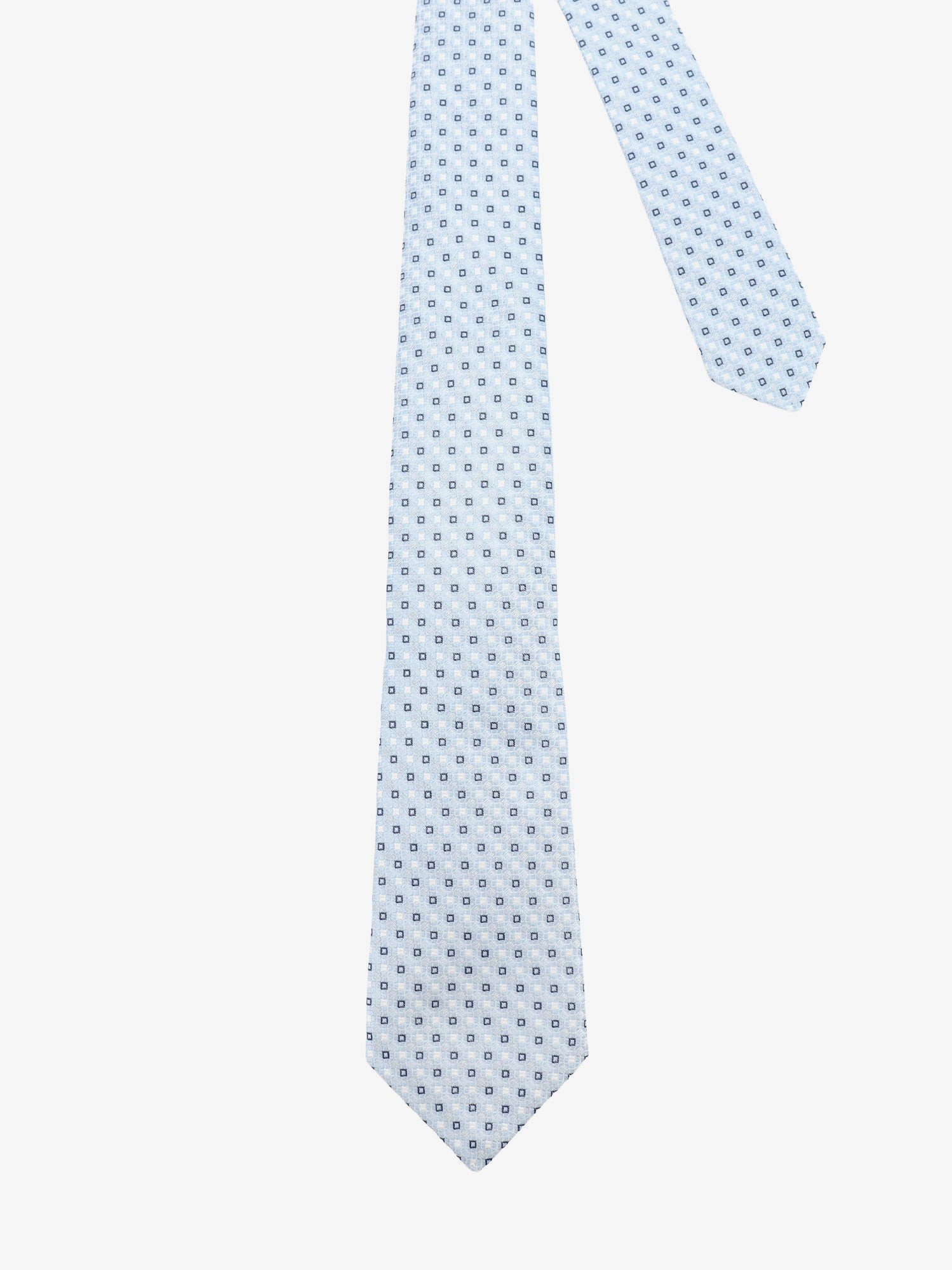 nanito_source_url:https://nokinstyle.com/2424350/silk-tie.jpg