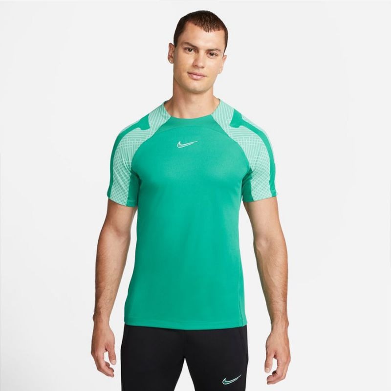 nanito_source_url:https://b2bsportswholesale.net/public/storage/productimages/72/47/48/62/986547/image/xlarge_clean.jpg