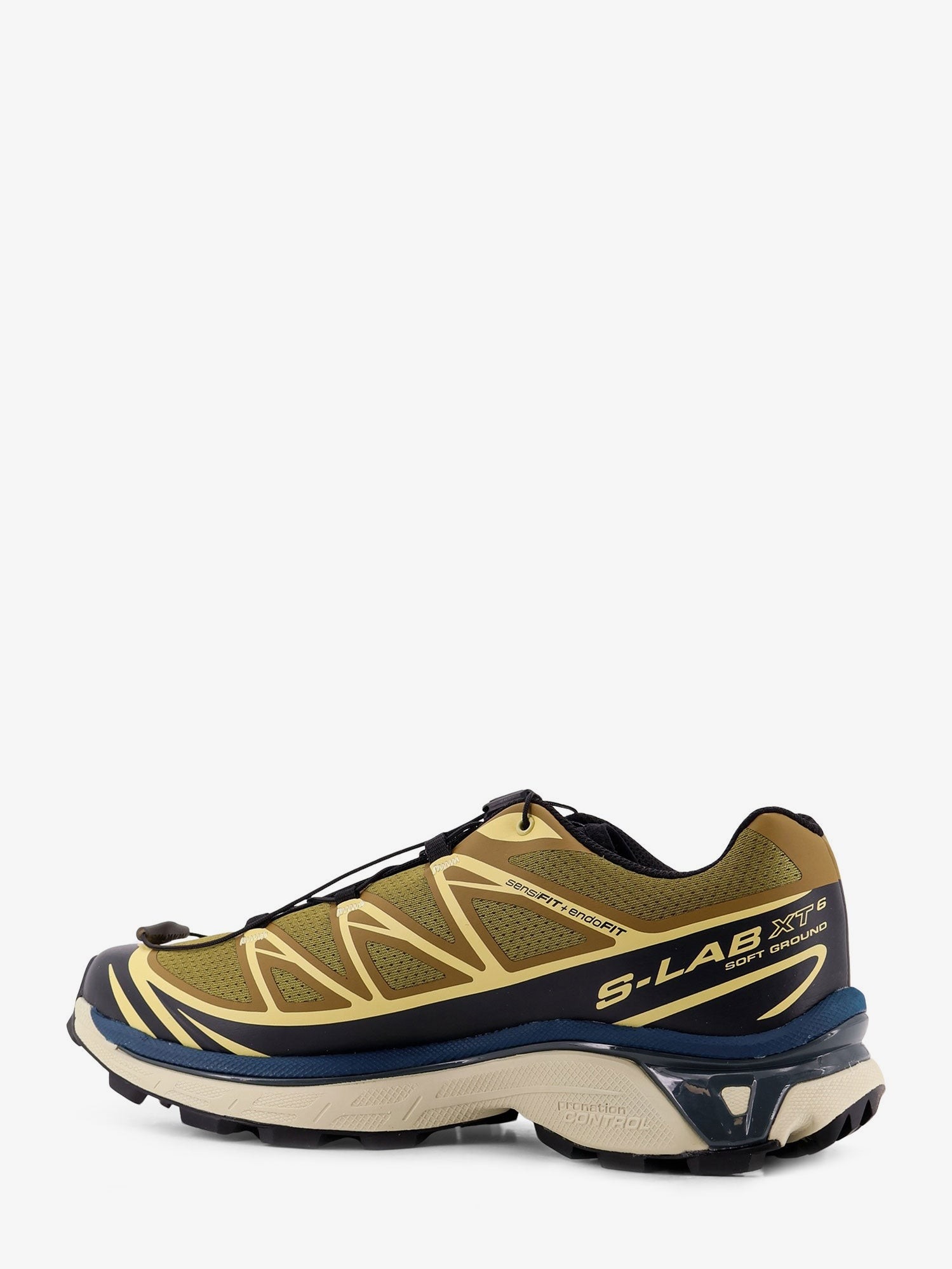 nanito_source_url:https://nokinstyle.com/2400007/xt-6-nylon-sneakers.jpg