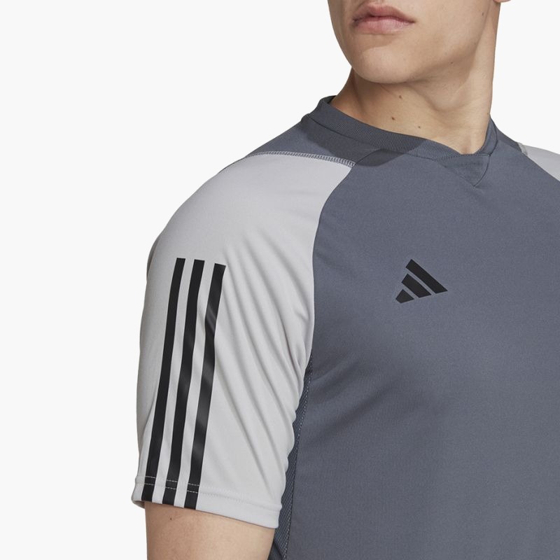 nanito_source_url:https://b2bsportswholesale.net/public/storage/productimages/ce/f9/96/fe/1418017/image/xlarge_clean.jpg