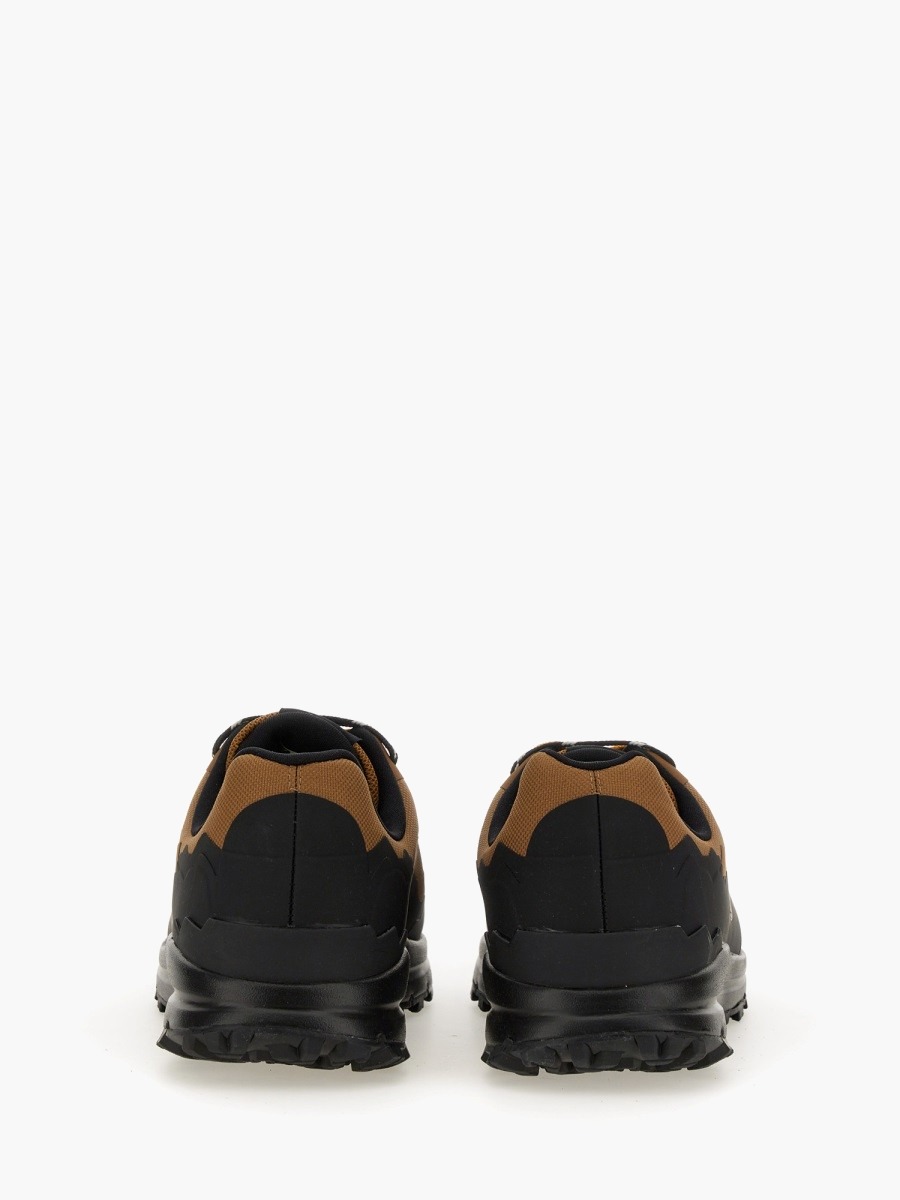 nanito_source_url:https://nokinstyle.com/2348340/fitz-roy-trek-shell-sneaker.jpg