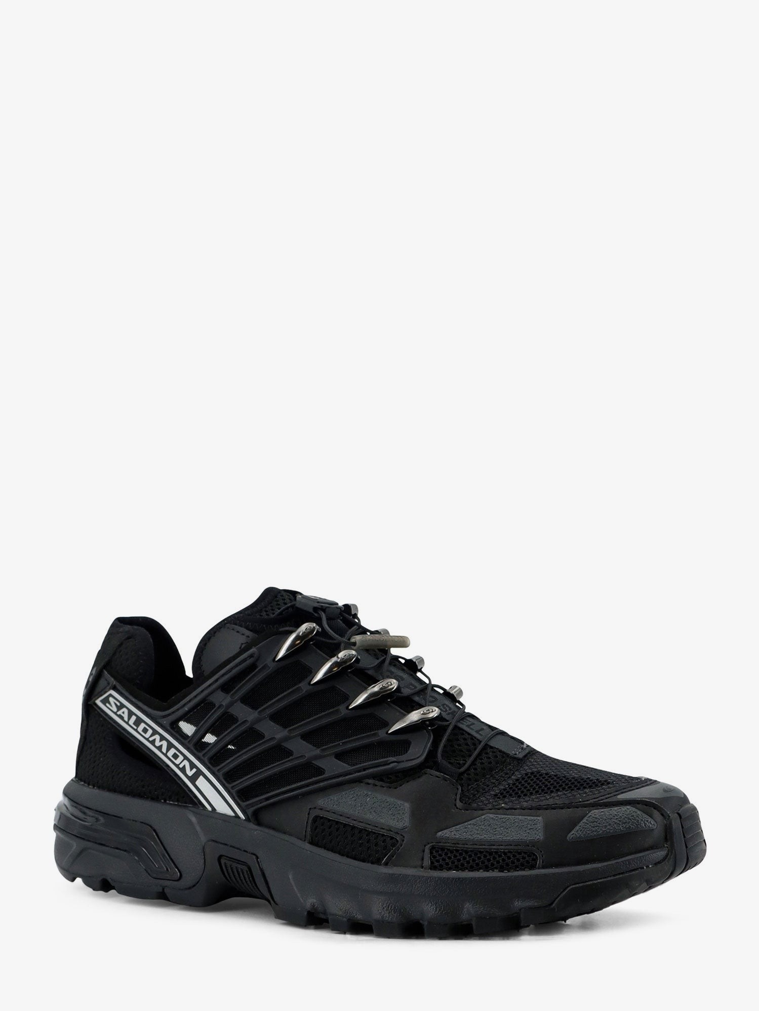 nanito_source_url:https://nokinstyle.com/2410908/acs-pro-shell-mesh-sneakers-with-side-cut-out-details.jpg