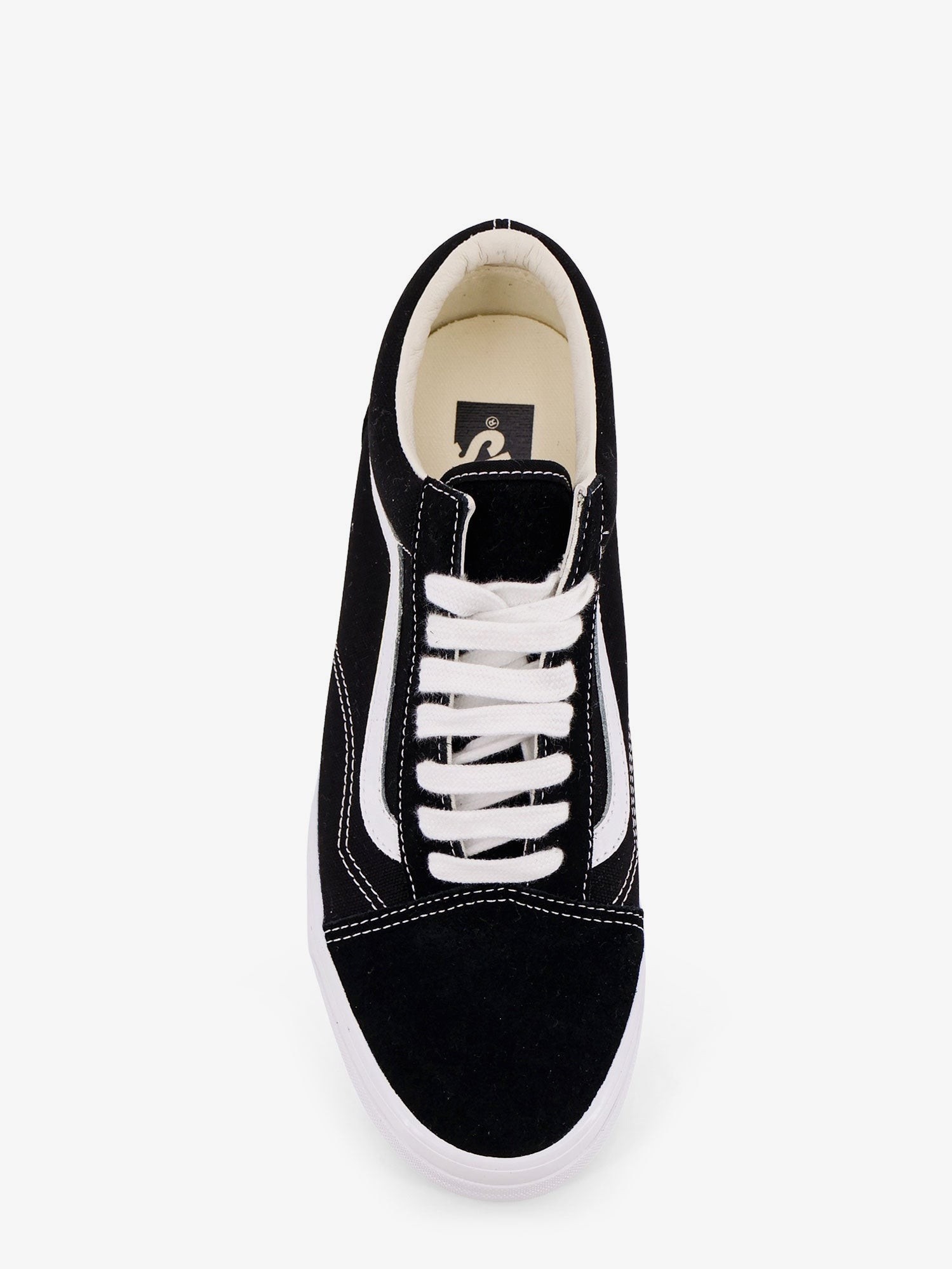 nanito_source_url:https://nokinstyle.com/2395718/lx-old-skool-canvas-sneakers.jpg
