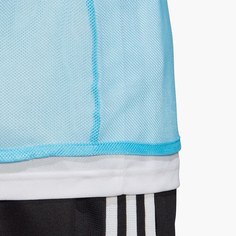 nanito_source_url:https://b2bsportswholesale.net/public/storage/productimages/a4/50/6d/32/556748/image/xlarge_clean.jpg