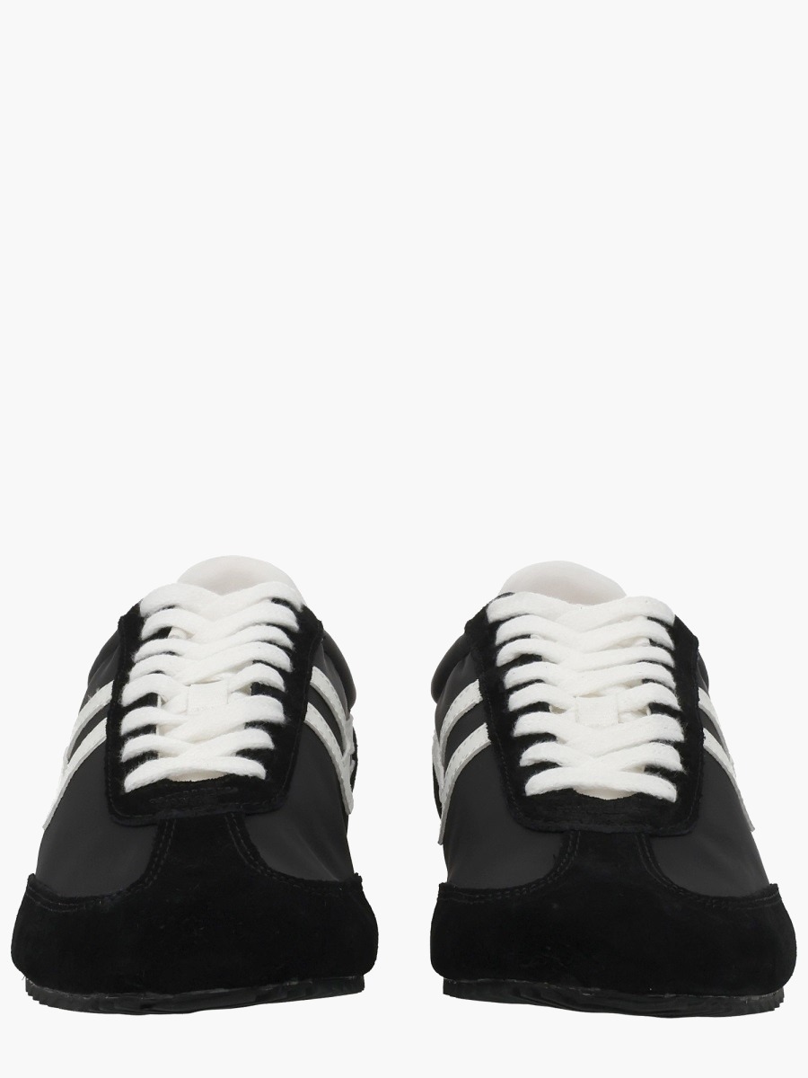 nanito_source_url:https://nokinstyle.com/2343952/reacer-77-sneaker.jpg