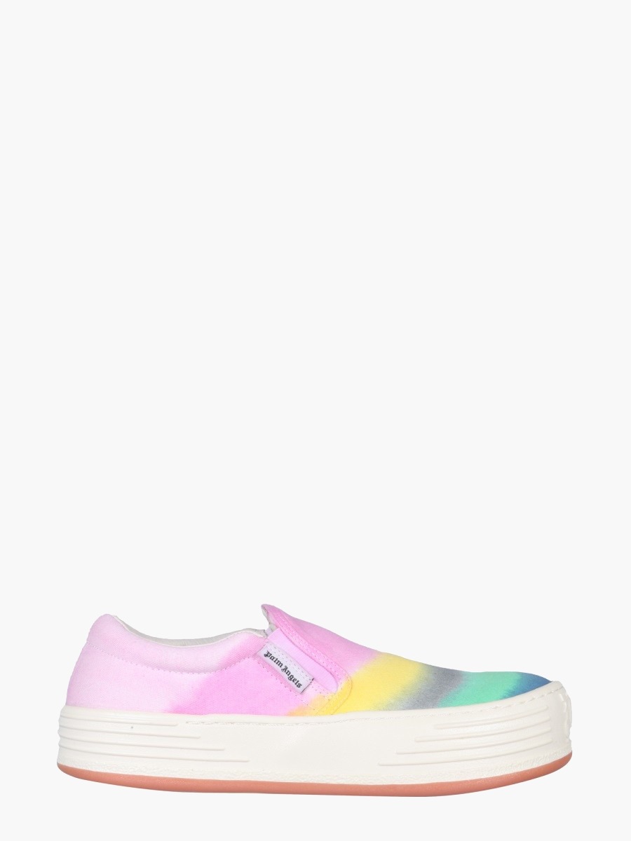 nanito_source_url:https://nokinstyle.com/2344700/suede-slip-on.jpg