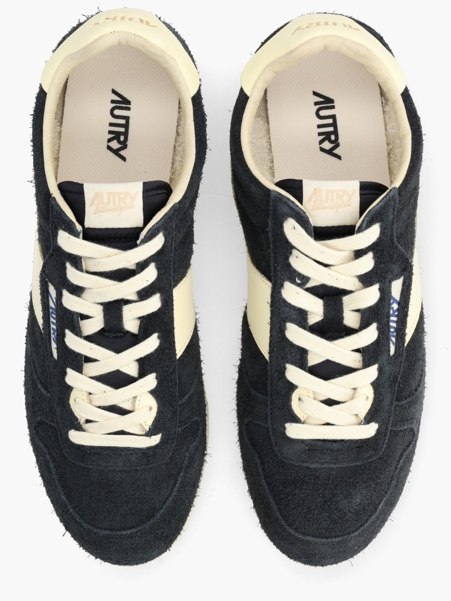 nanito_source_url:https://nokinstyle.com/2327809/windspin-sneaker.jpg